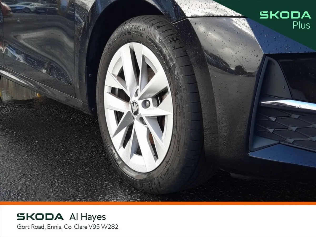 Skoda Octavia Saloon, Diesel, 2026, Black