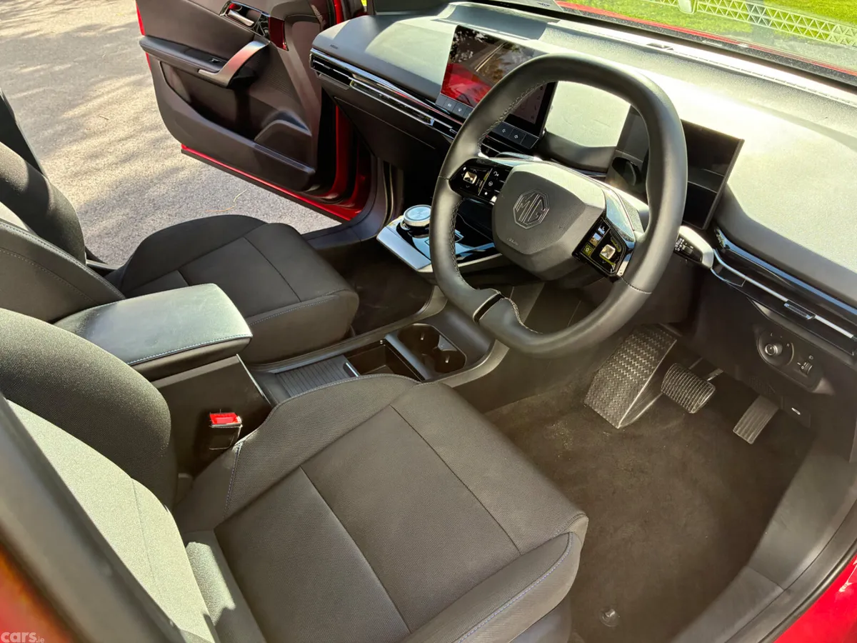 MG MG4 Hatchback, Electric, 2023, Red
