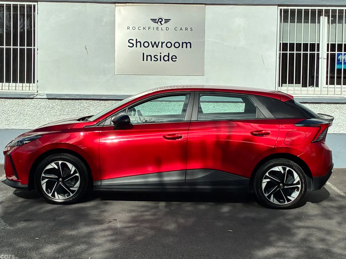 MG MG4 Hatchback, Electric, 2023, Red