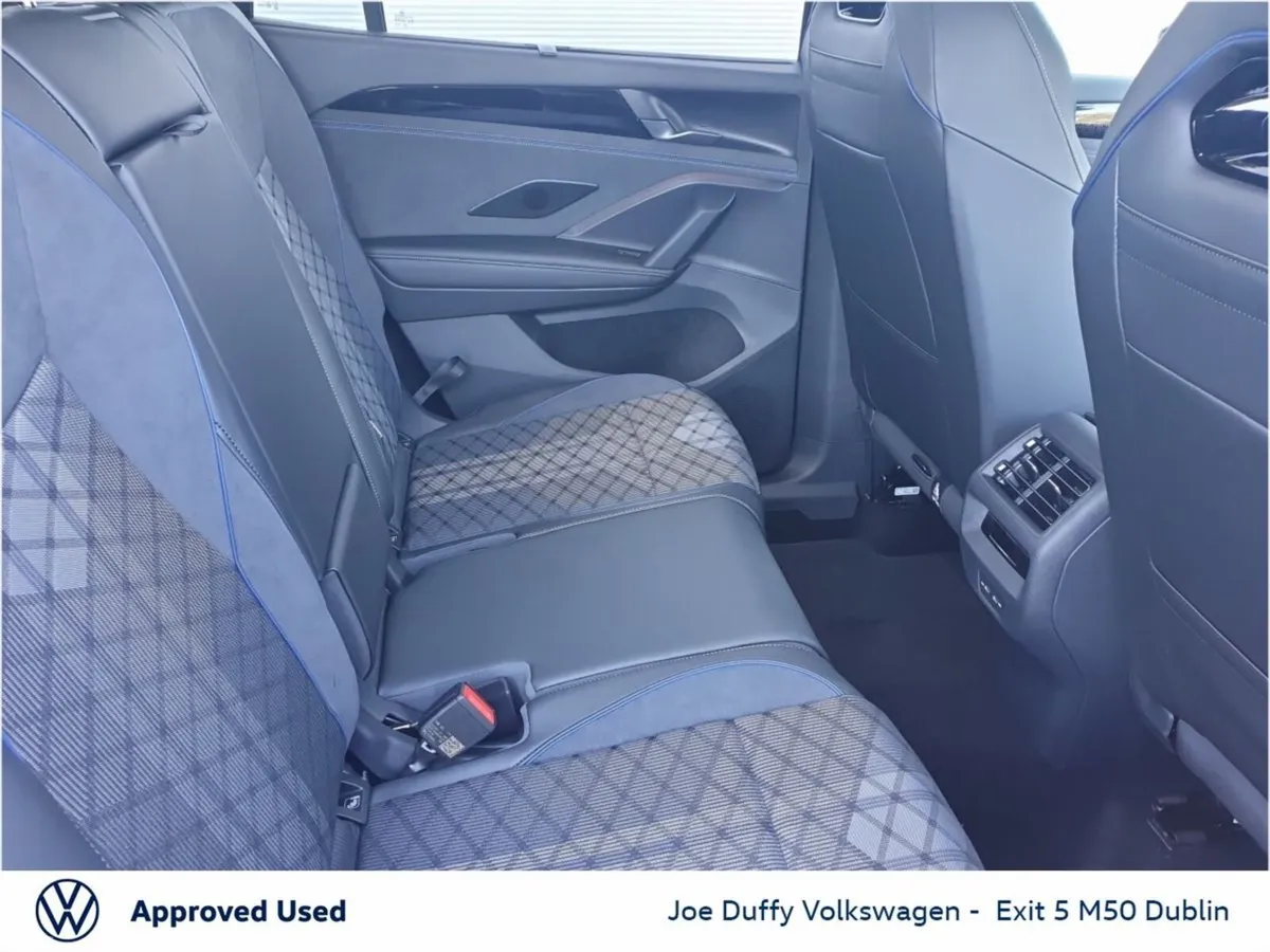 Volkswagen Tayron Estate, Diesel, 2026, Grey