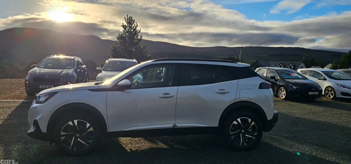 Peugeot 2008 SUV, Diesel, 2021, White