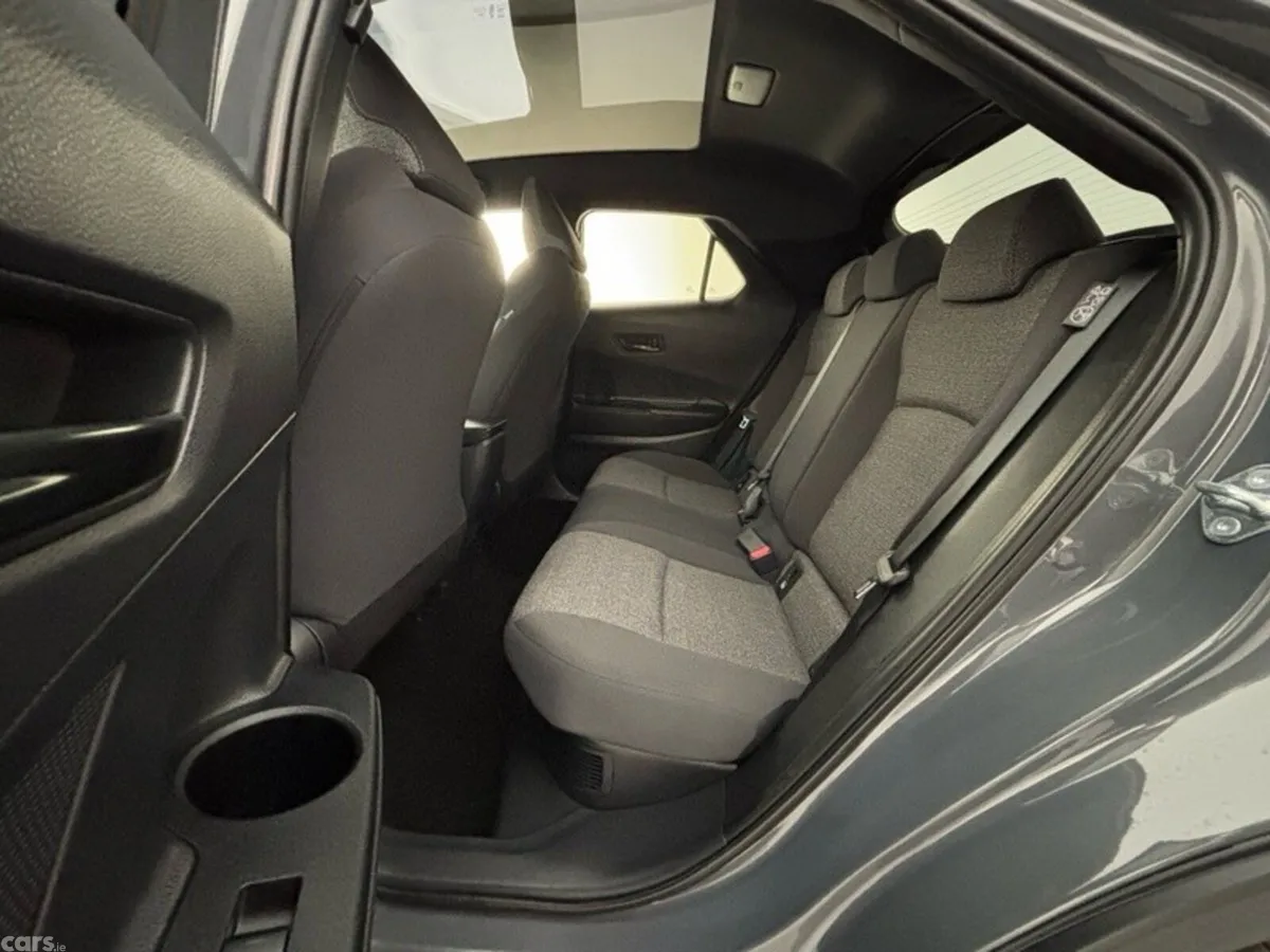 Toyota C-HR SUV, Petrol Hybrid, 2026, Grey
