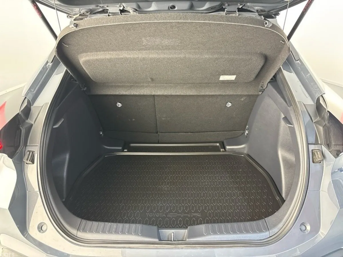 Toyota C-HR SUV, Petrol Hybrid, 2026, Grey