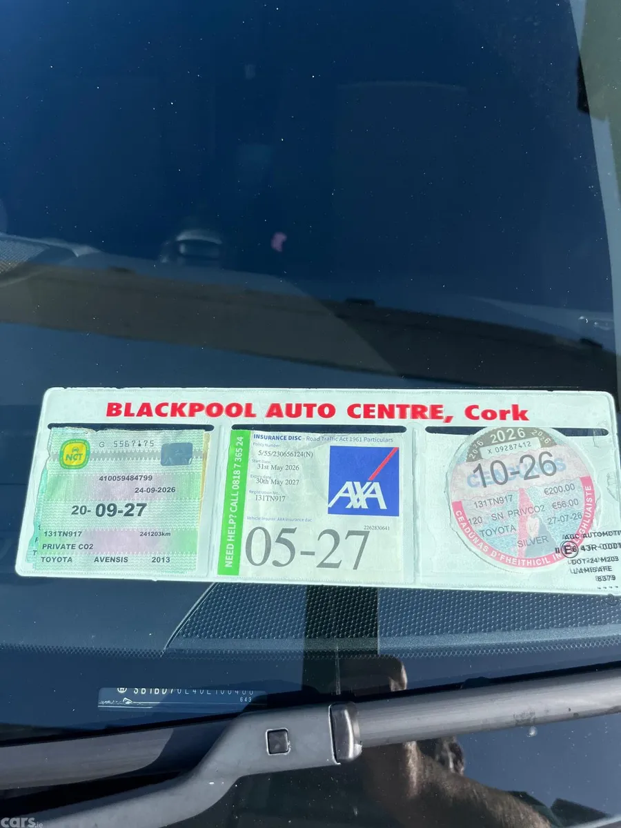Toyota Avensis Saloon, Diesel, 2013, Silver