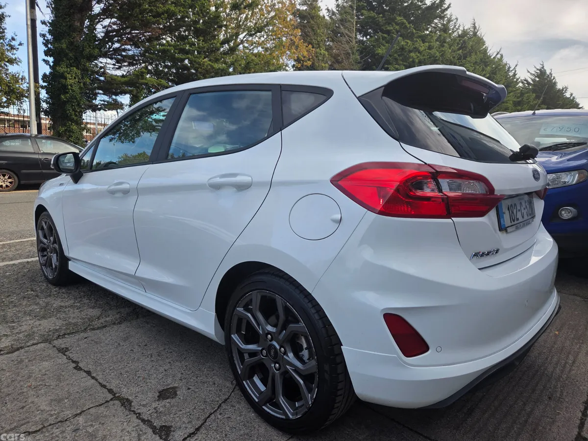 Ford Fiesta Hatchback, Petrol, 2018, White