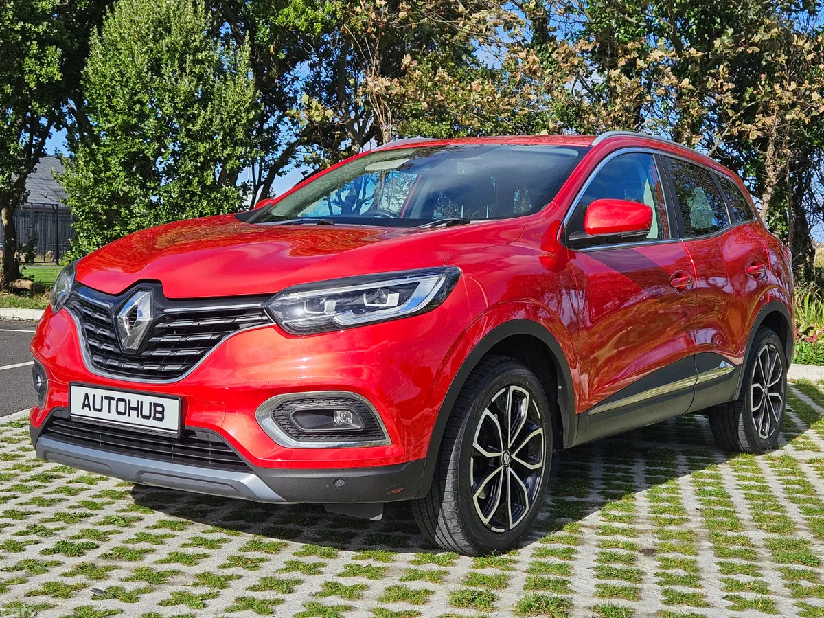 Renault Kadjar SUV, Petrol, 2021, Red