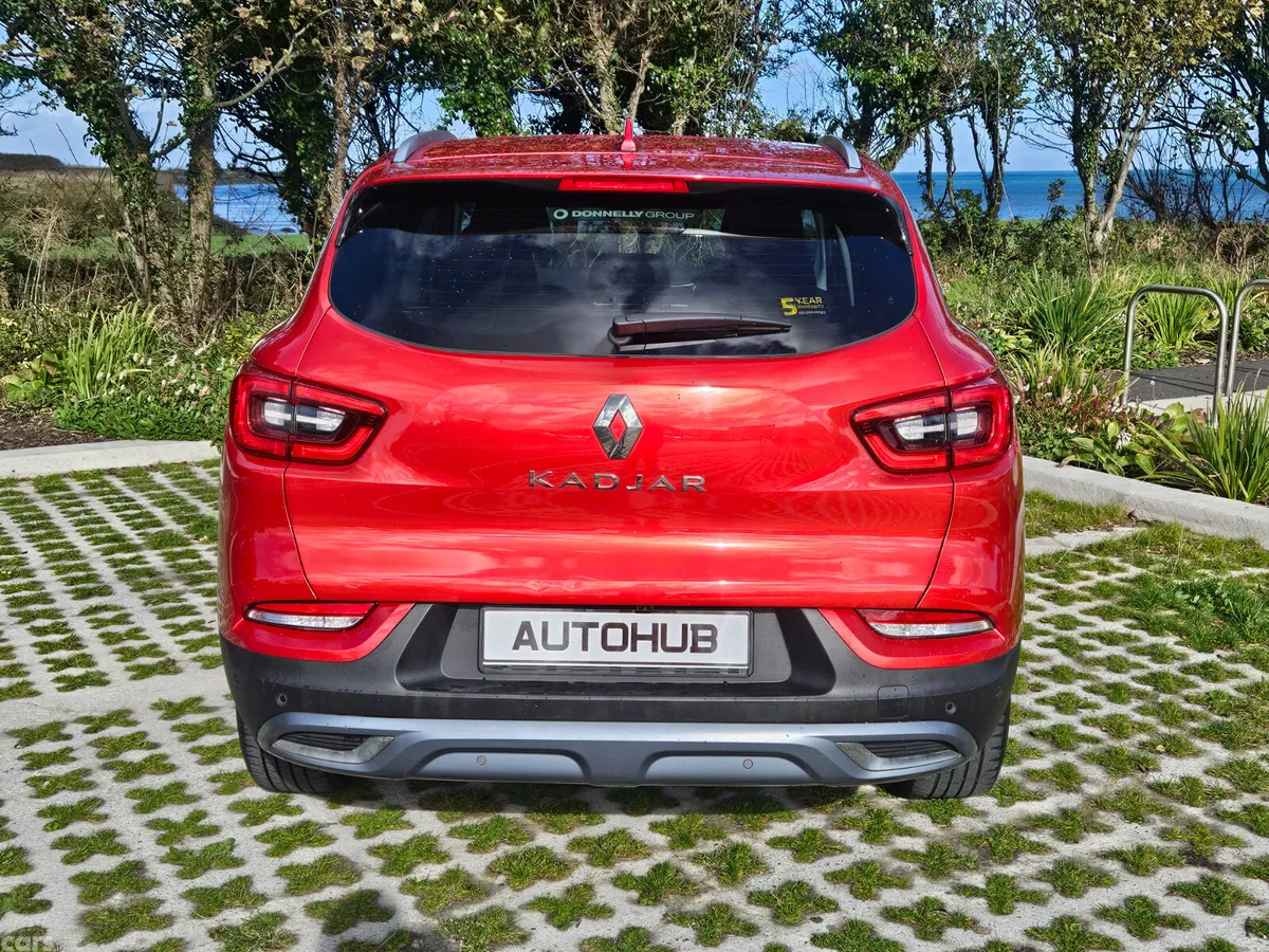 Renault Kadjar SUV, Petrol, 2021, Red