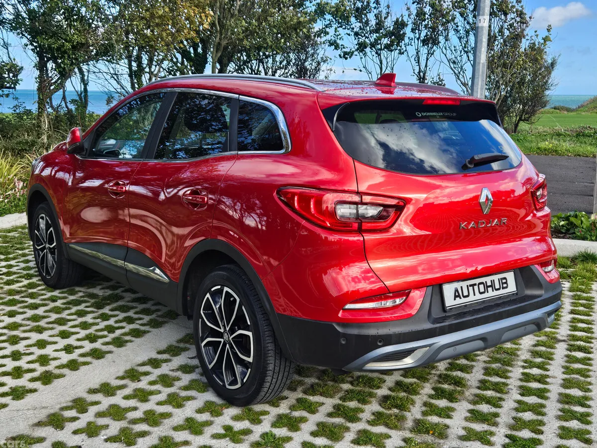 Renault Kadjar SUV, Petrol, 2021, Red