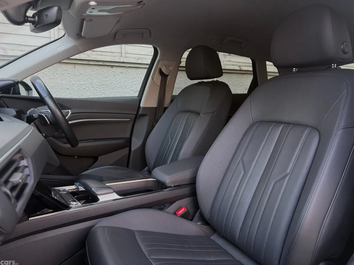 Audi e-tron SUV, Electric, 2021, Black