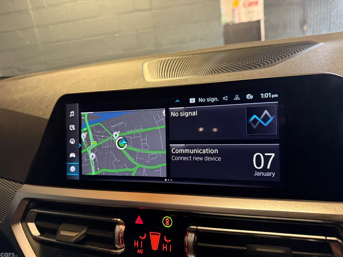 BMW 3-Series Estate, Petrol Plug-in Hybrid, 2022, Black