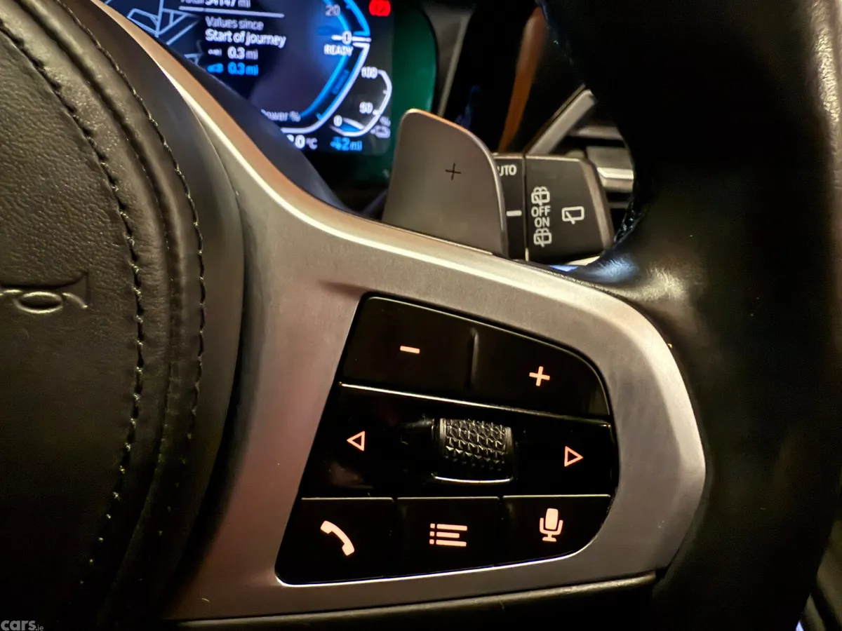 BMW 3-Series Estate, Petrol Plug-in Hybrid, 2022, Black