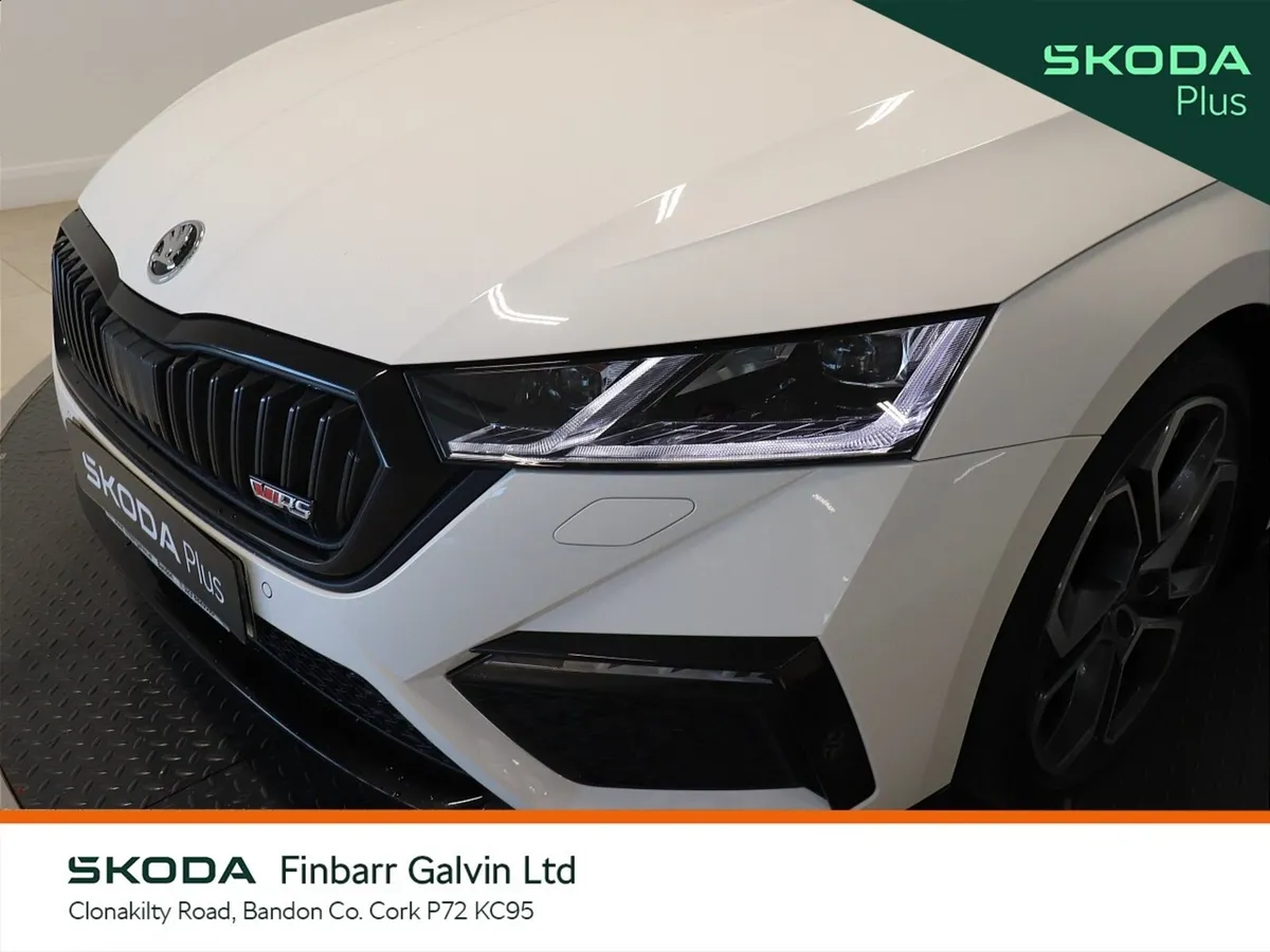 Skoda Octavia Estate, Diesel, 2024, White