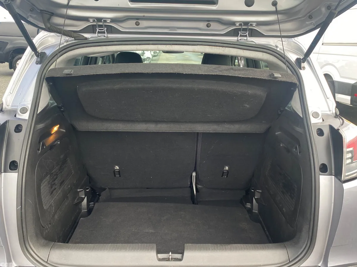 Opel Crossland SUV, Diesel, 2022, Grey