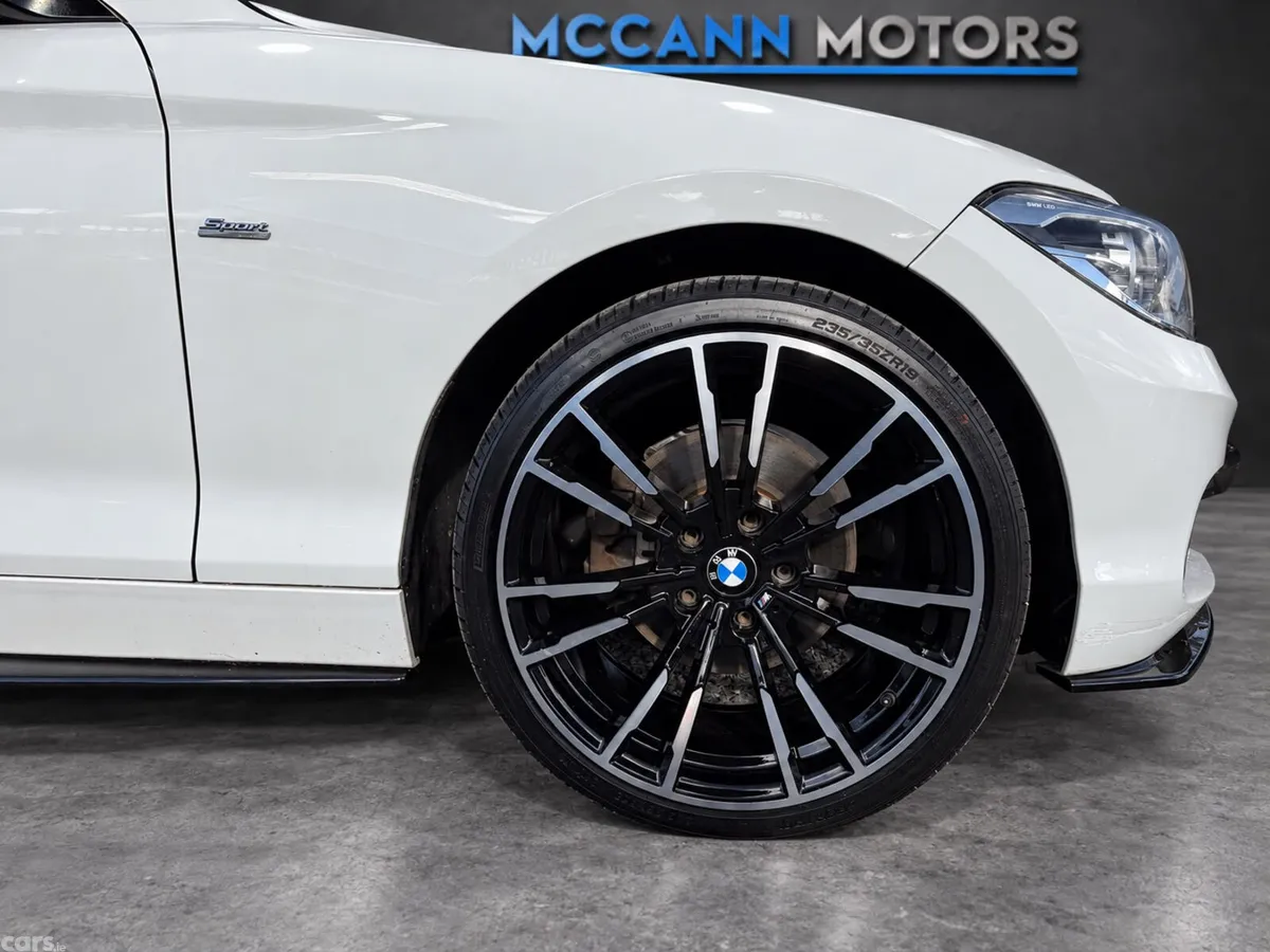 BMW 1-Series Hatchback, Diesel, 2017, White