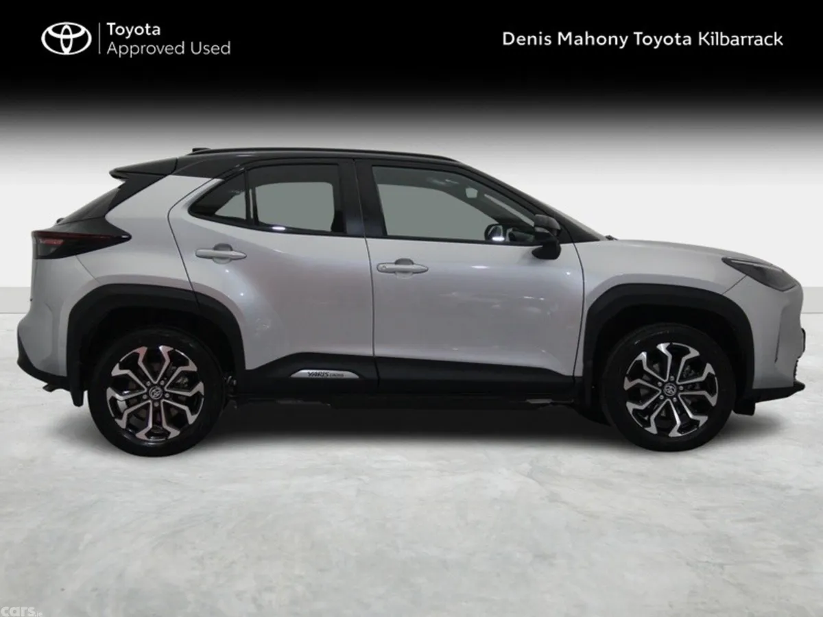 Toyota Yaris Cross Hatchback, Petrol Hybrid, 2026, Grey