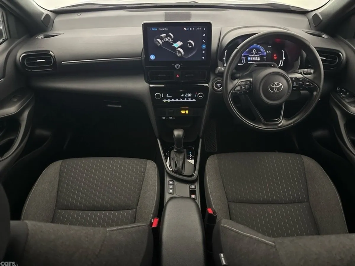 Toyota Yaris Cross Hatchback, Petrol Hybrid, 2026, Grey