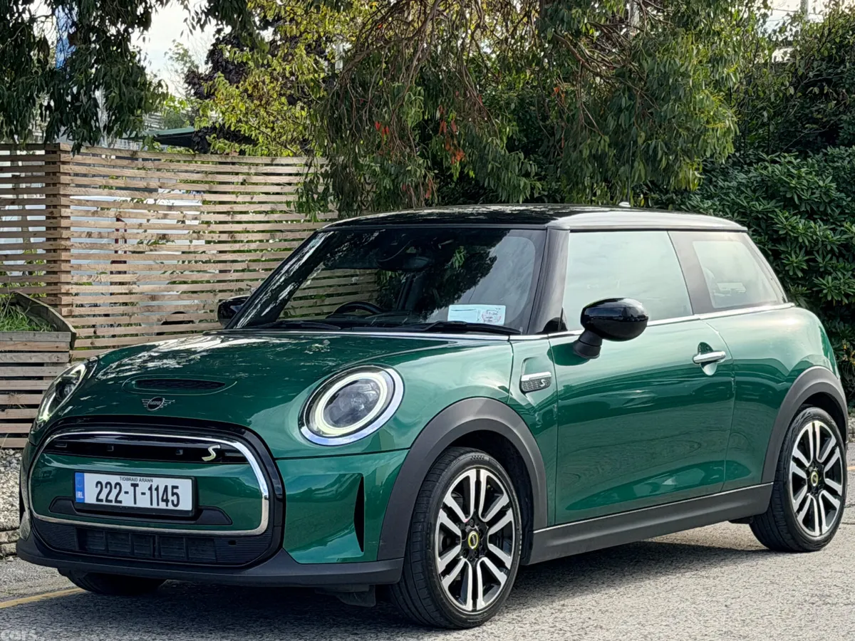Mini Cooper Hatchback, Electric, 2022, Green