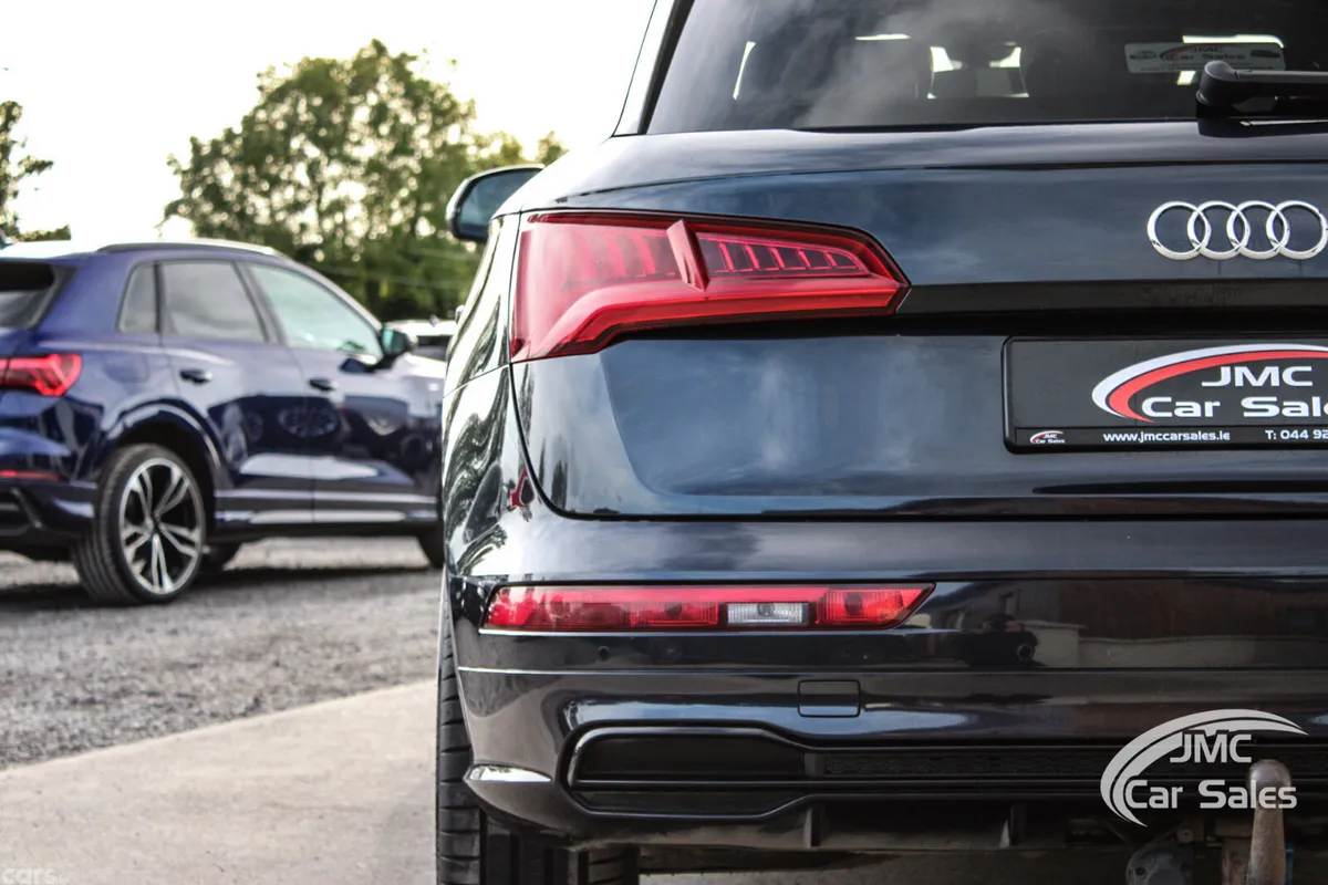 Audi Q5 SUV, Diesel, 2019, Blue
