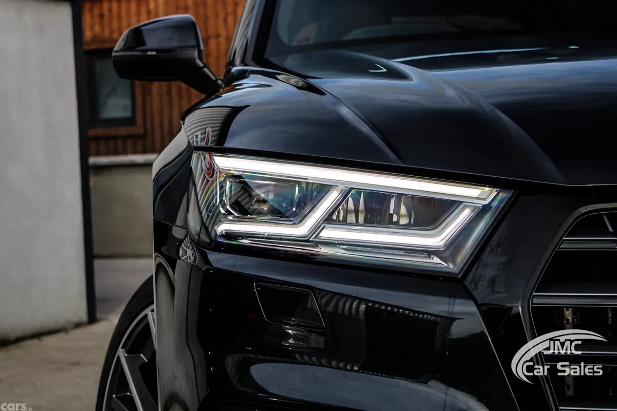 Audi Q5 SUV, Diesel, 2019, Blue