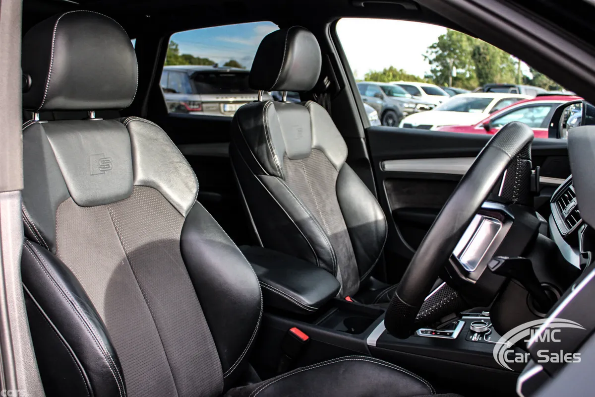 Audi Q5 SUV, Diesel, 2019, Blue