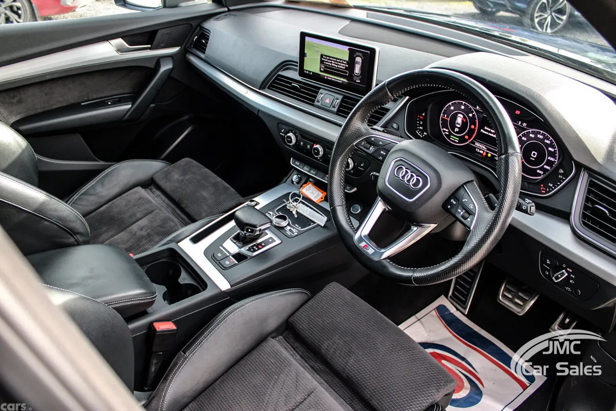 Audi Q5 SUV, Diesel, 2019, Blue