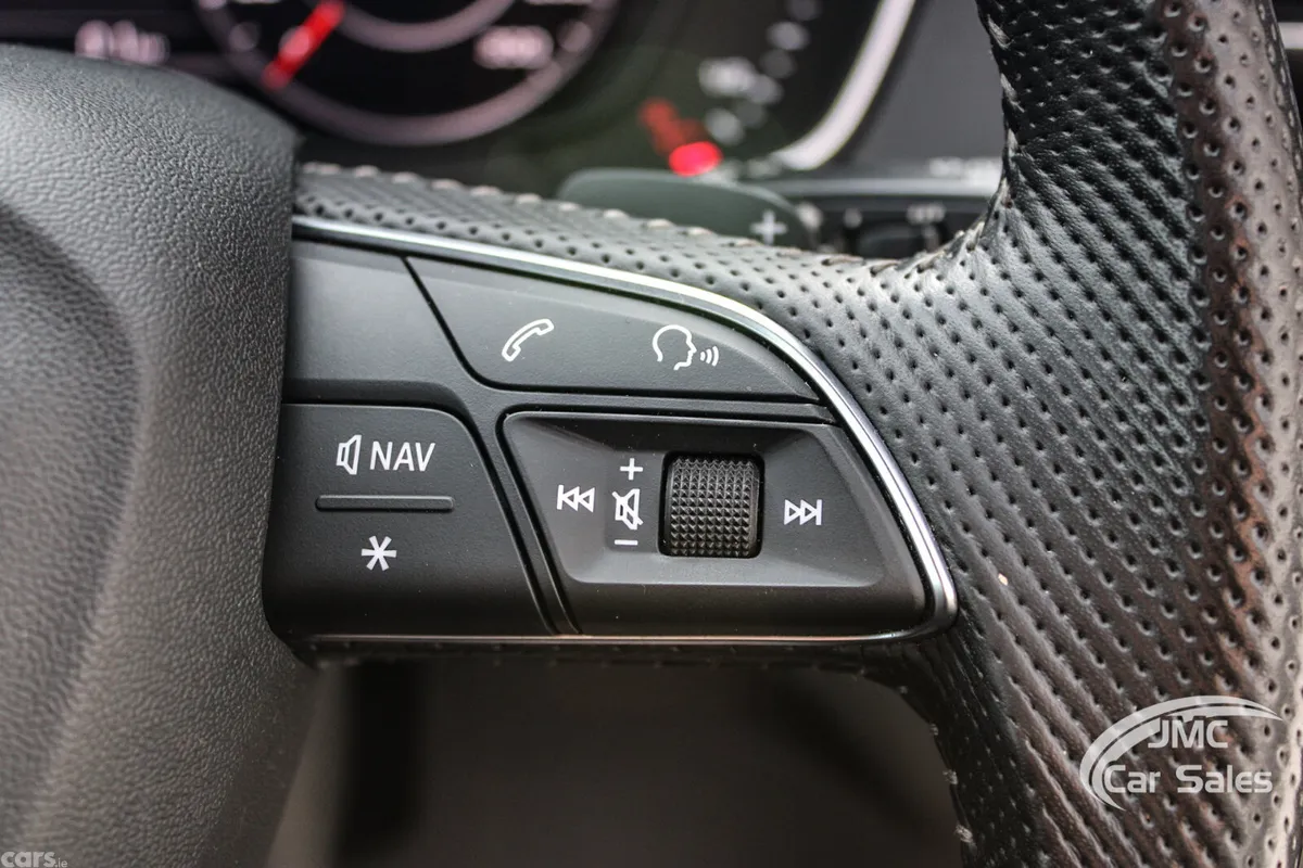 Audi Q5 SUV, Diesel, 2019, Blue
