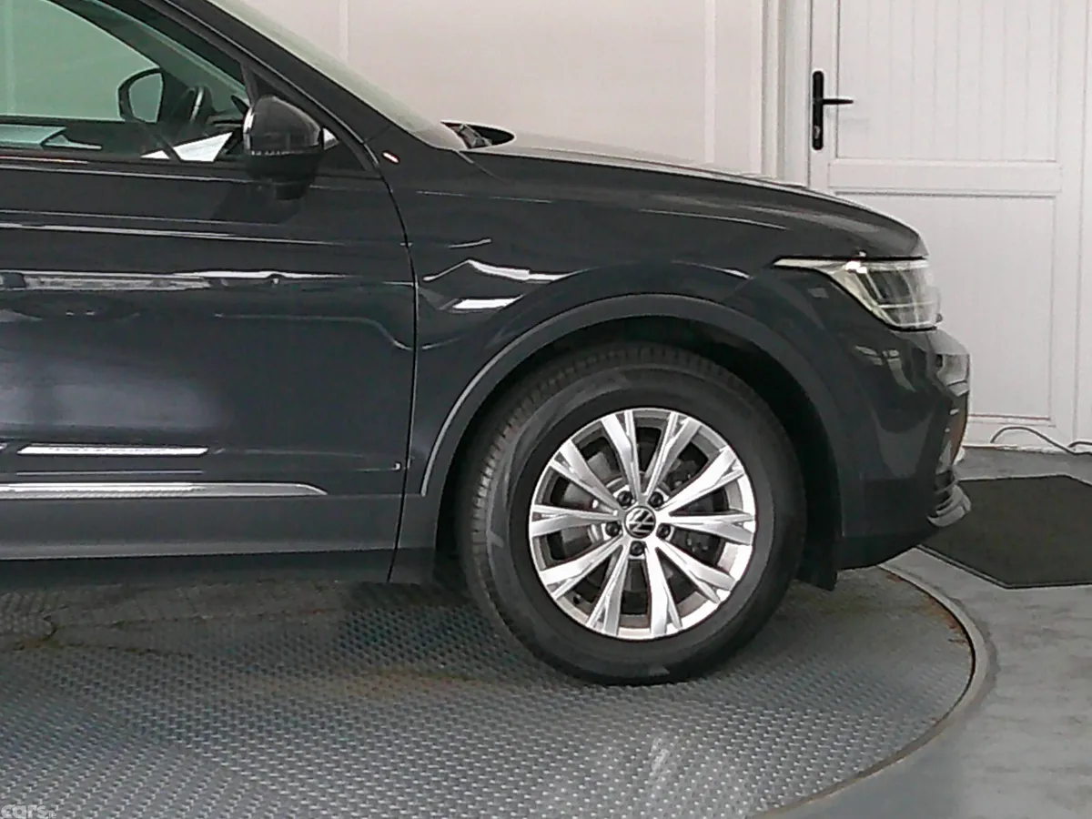 Volkswagen Tiguan SUV, Diesel, 2021, Grey