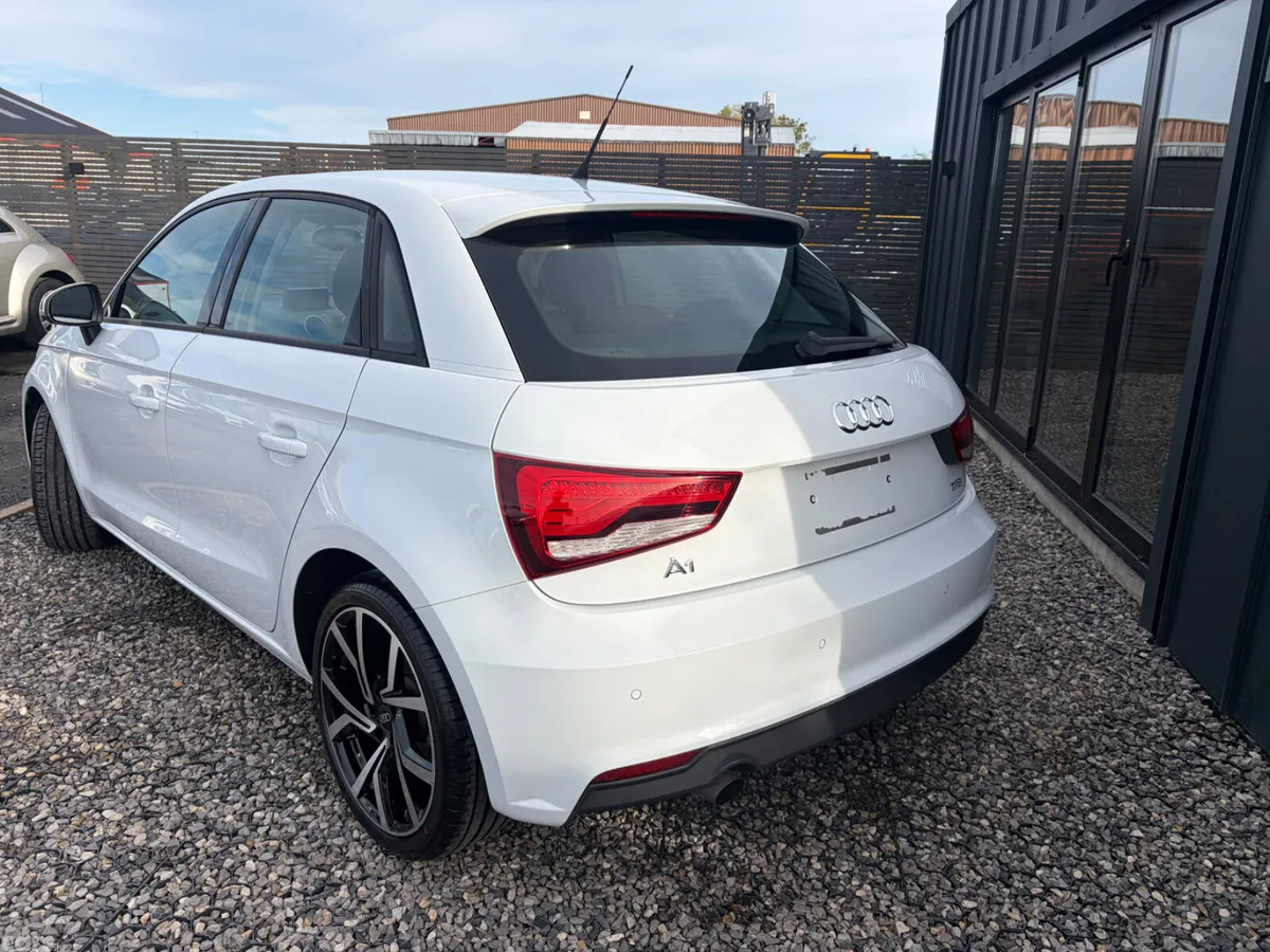 Audi A1 Hatchback, Petrol, 2015, White