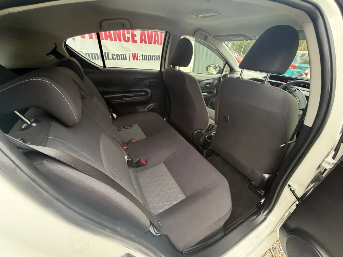 Toyota Aqua Hatchback, Petrol Hybrid, 2021, White