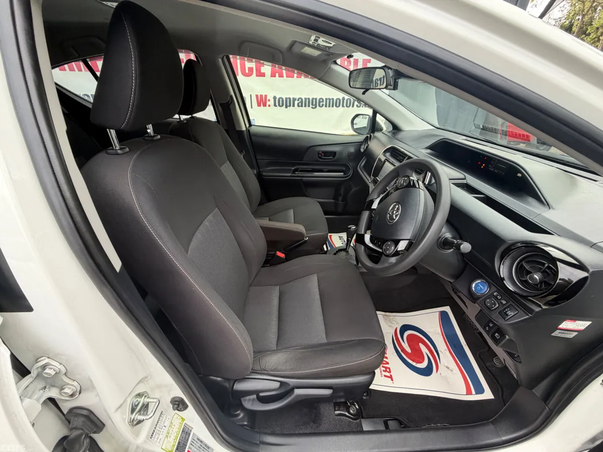 Toyota Aqua Hatchback, Petrol Hybrid, 2021, White