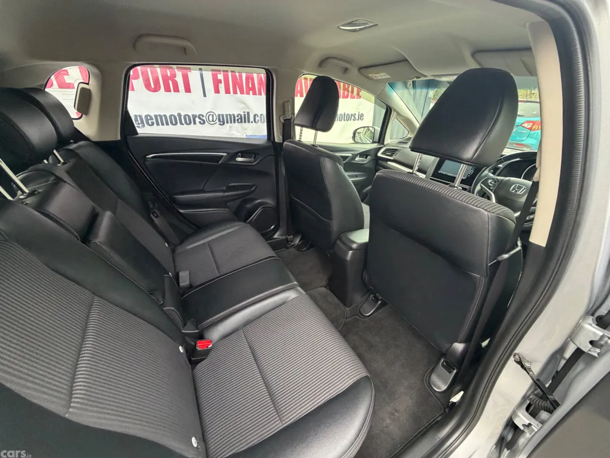 Honda Fit Hatchback, Petrol Hybrid, 2019, Grey