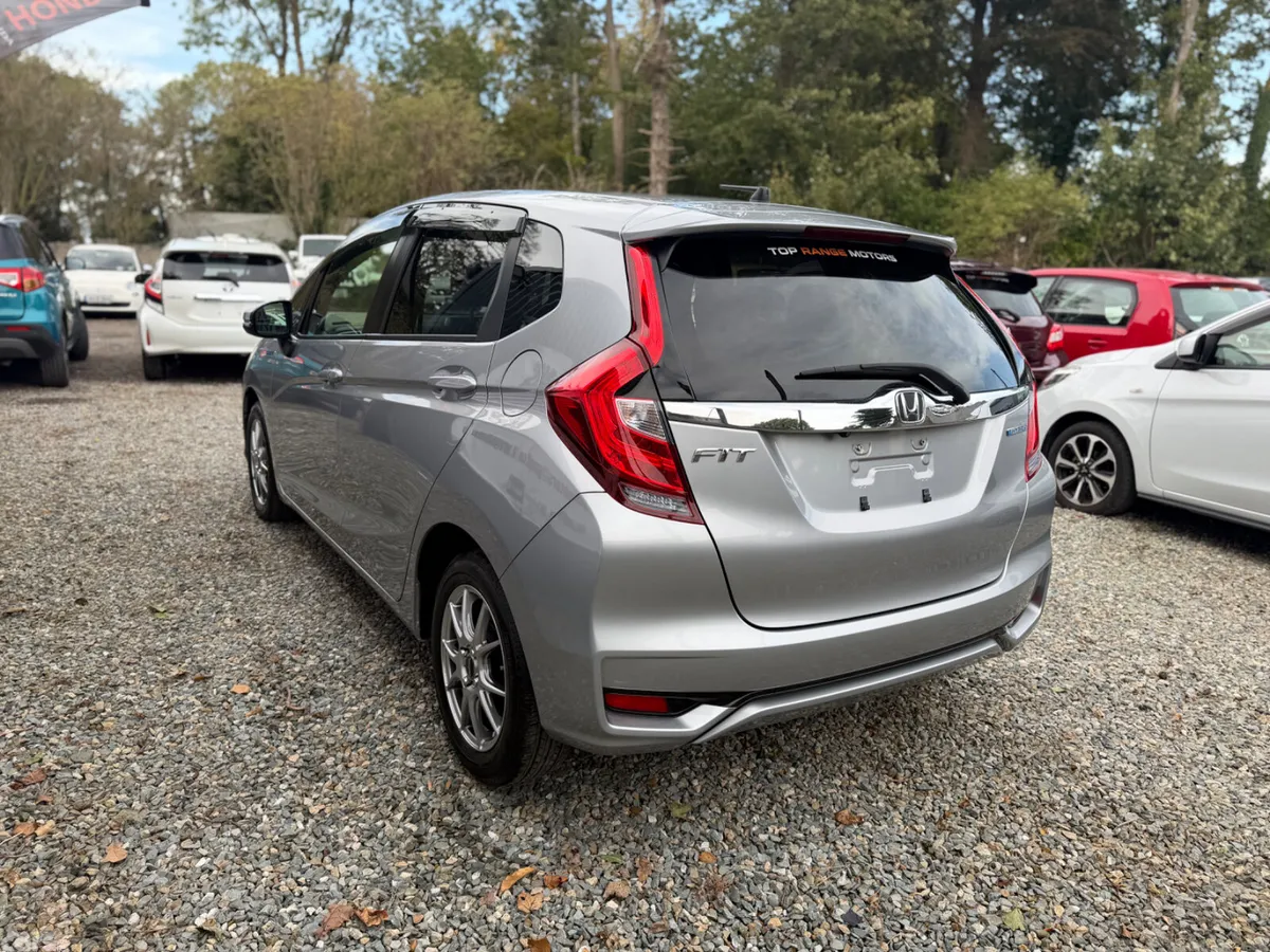 Honda Fit Hatchback, Petrol Hybrid, 2019, Grey