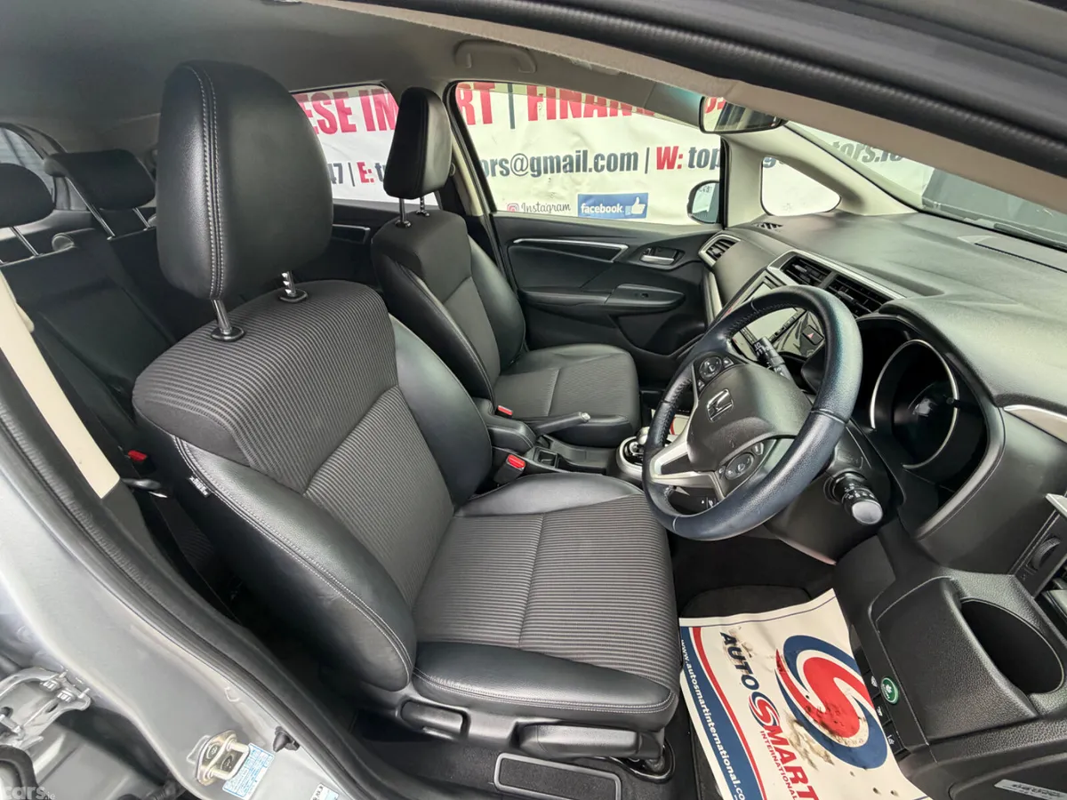 Honda Fit Hatchback, Petrol Hybrid, 2019, Grey