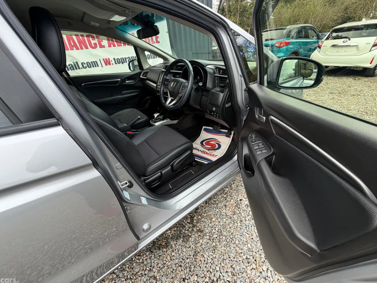 Honda Fit Hatchback, Petrol Hybrid, 2019, Grey