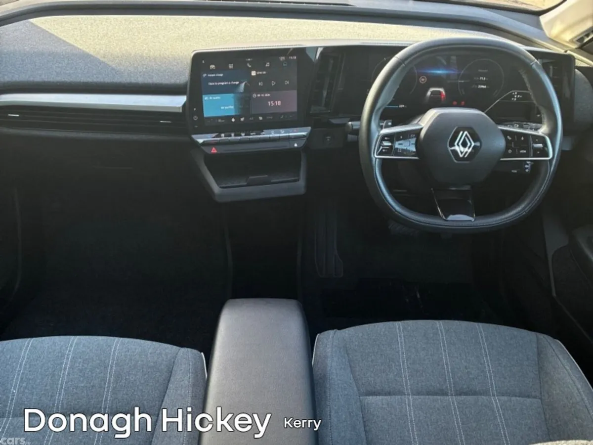 Renault Megane Hatchback, Electric, 2023, Grey