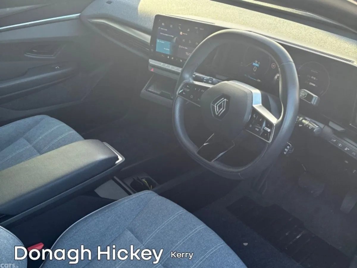 Renault Megane Hatchback, Electric, 2023, Grey