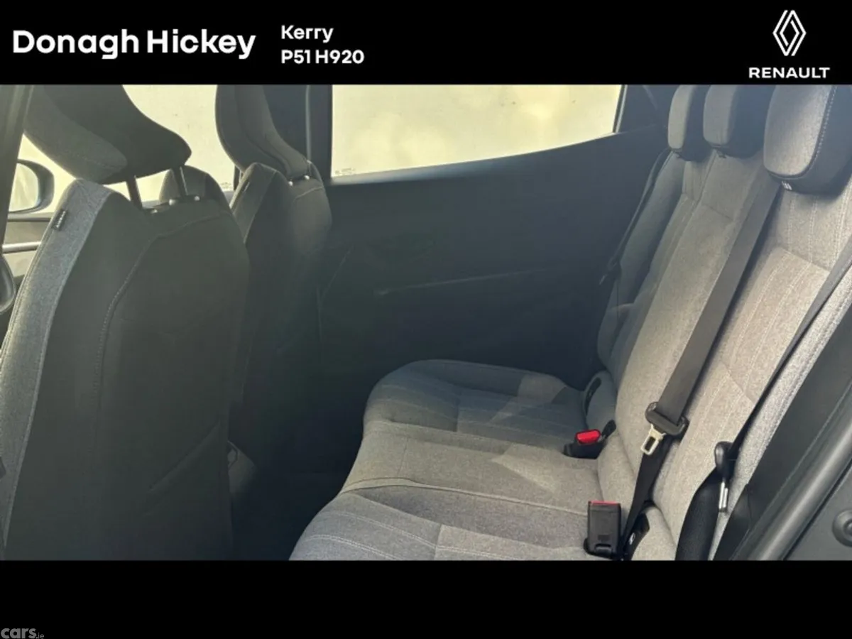 Renault Megane Hatchback, Electric, 2023, Grey