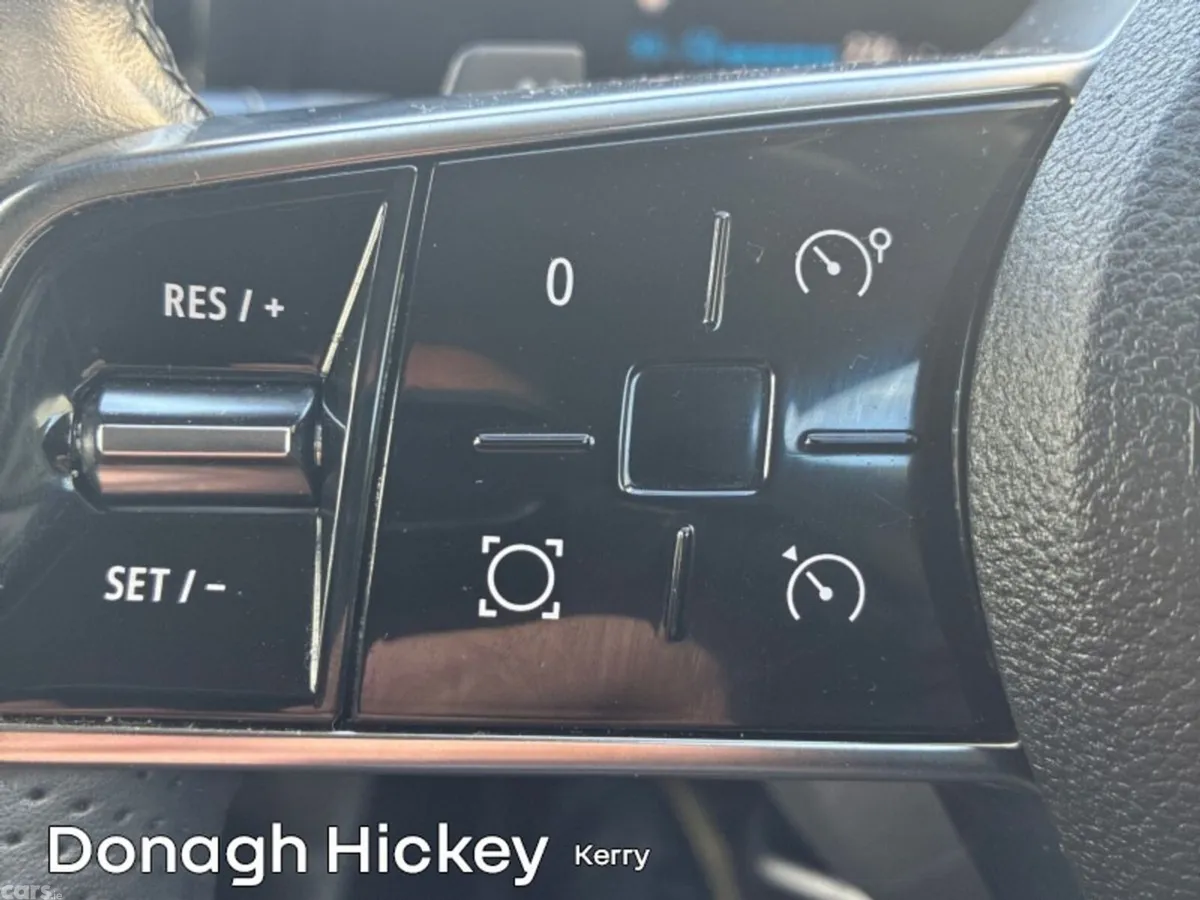 Renault Megane Hatchback, Electric, 2023, Grey