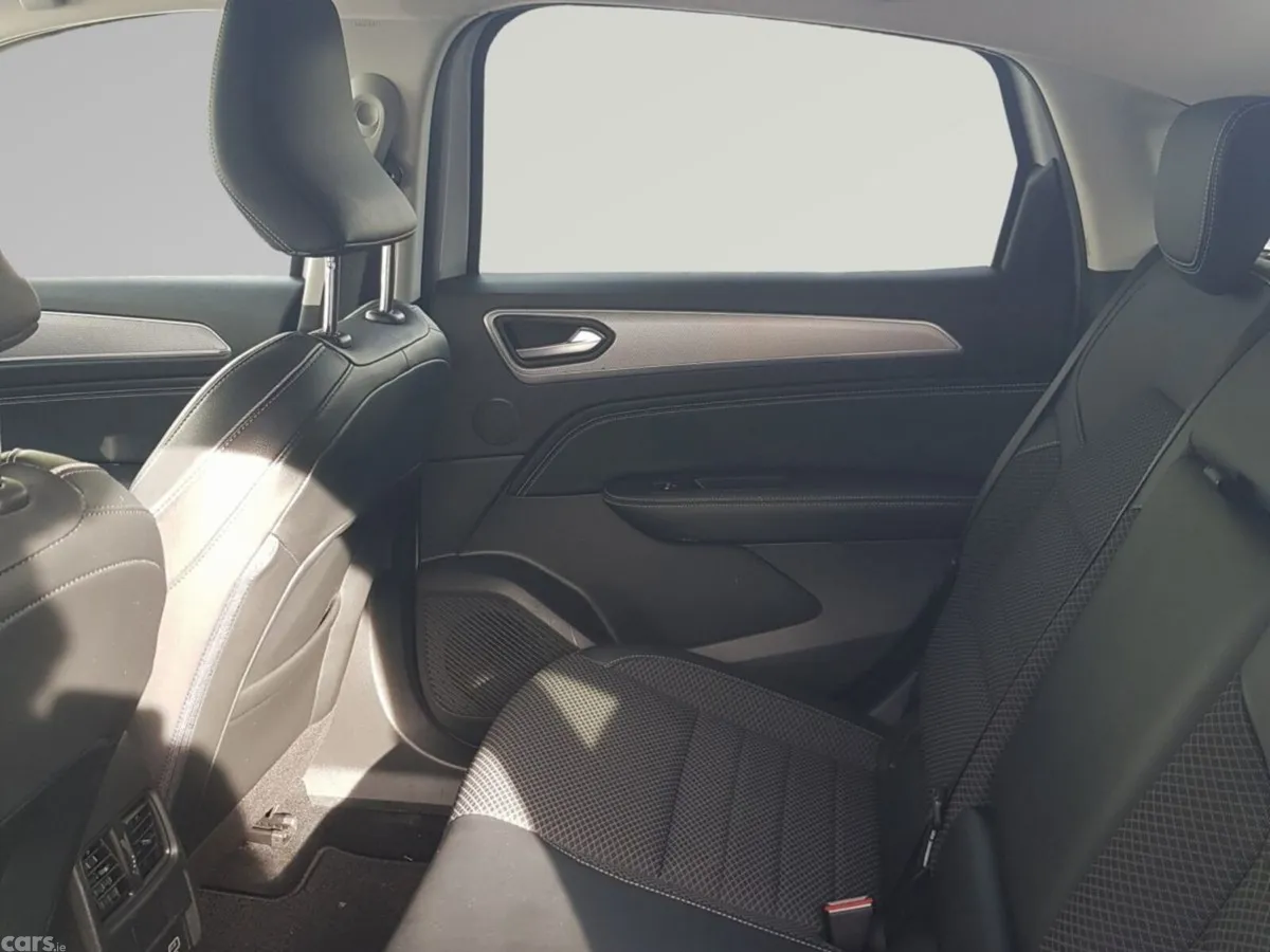 Renault Arkana SUV, Petrol, 2022, White