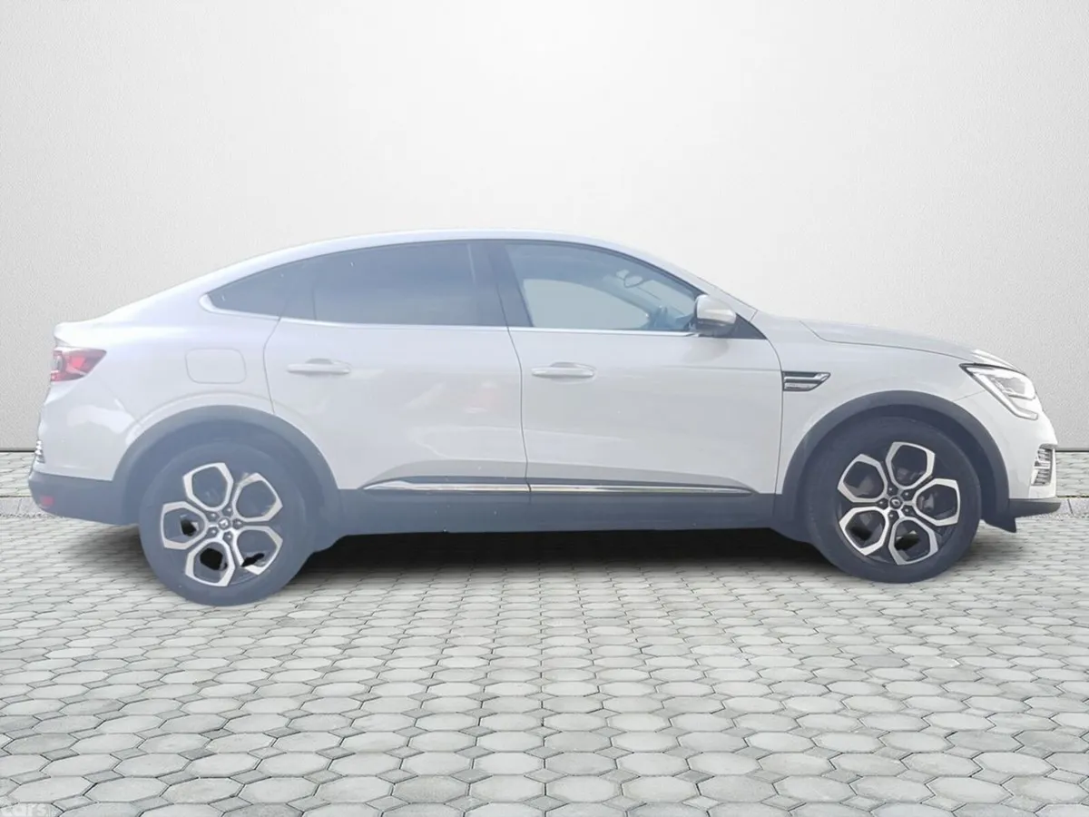 Renault Arkana SUV, Petrol, 2022, White