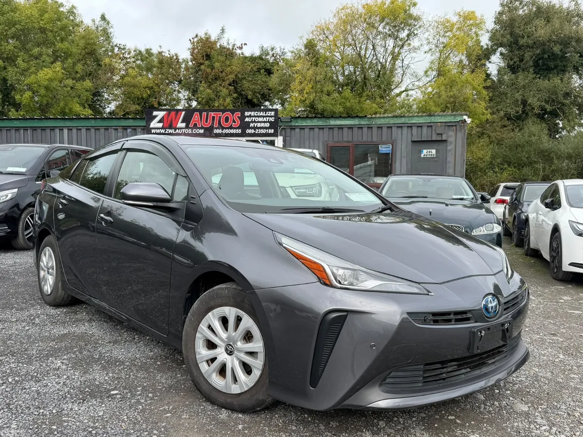 Toyota Prius Hatchback, Petrol Hybrid, 2020, Grey