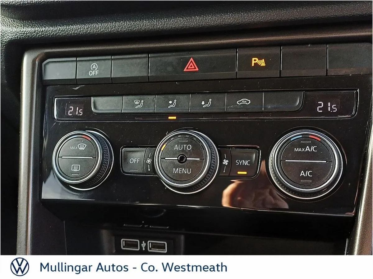 Volkswagen T-Roc SUV, Diesel, 2019, Blue