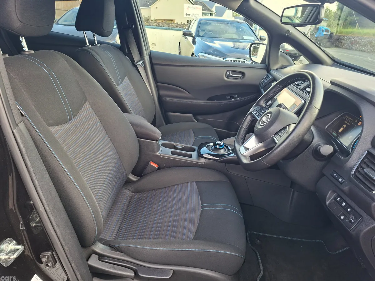 Nissan Leaf Hatchback, Electric, 2022, Black