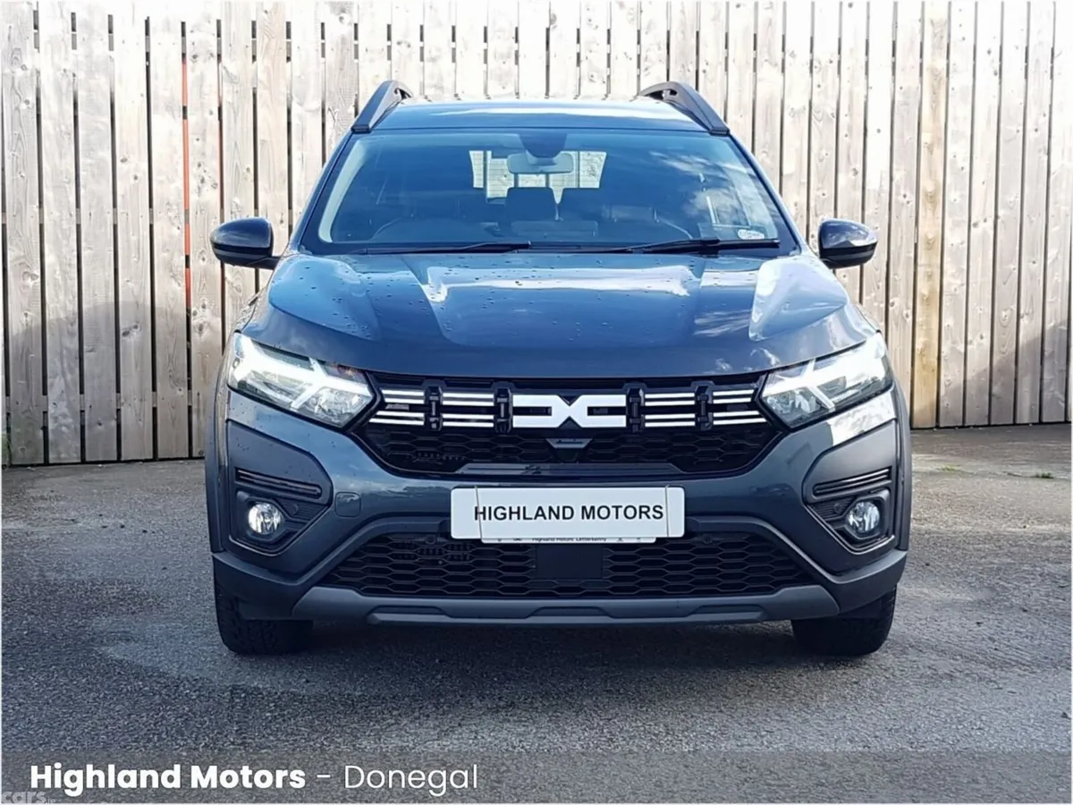 Dacia Jogger MPV, Petrol, 2023, Grey