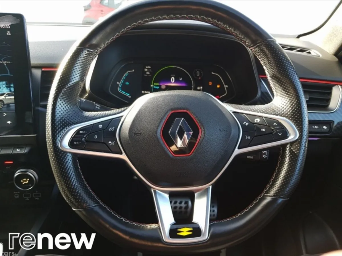 Renault Arkana Hatchback, Petrol, 2022, Red