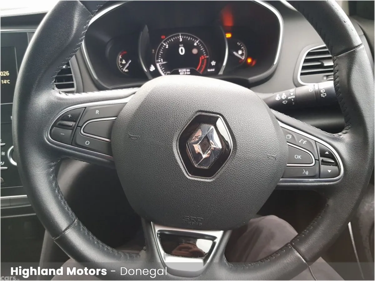 Renault Megane Hatchback, Diesel, 2020, Grey