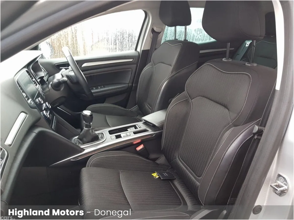 Renault Megane Hatchback, Diesel, 2020, Grey