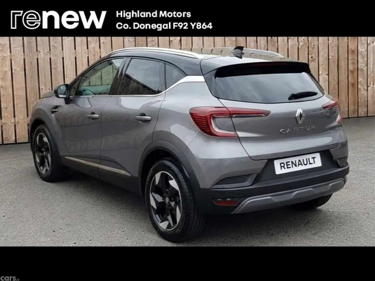 Renault Captur Hatchback, Petrol, 2026, Grey