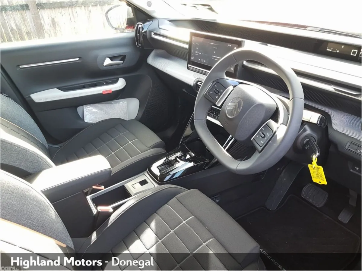 Citroen C3 Aircross MPV, Petrol Hybrid, 2026, Red