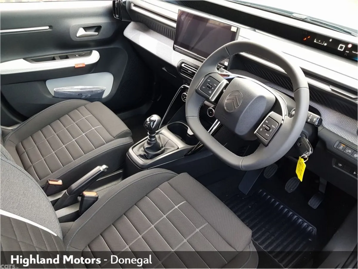 Citroen C3 Hatchback, Petrol, 2026, Blue